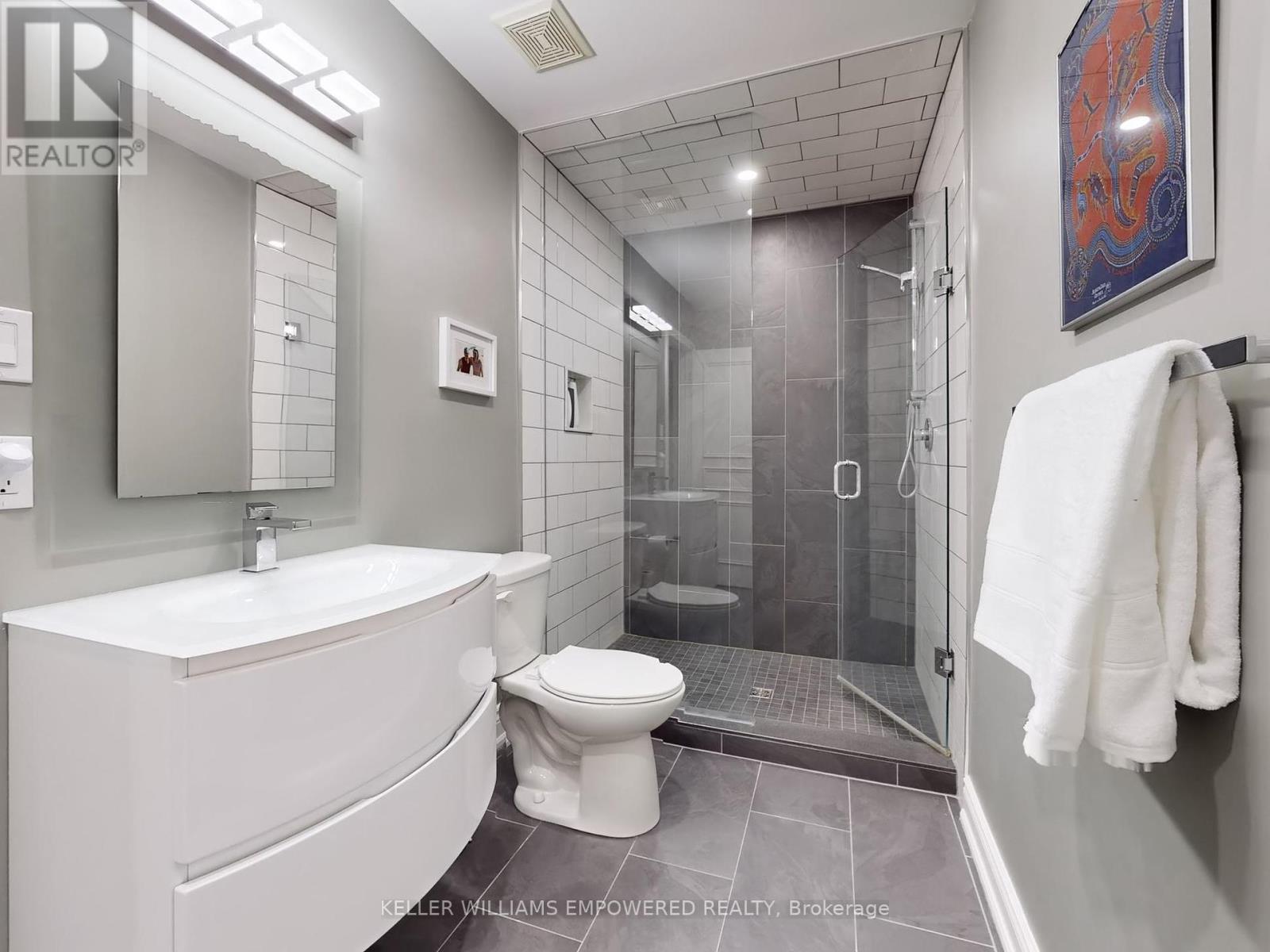 204 Forest Ridge Road, Richmond Hill, Ontario  L4E 3L8 - Photo 26 - N12257763
