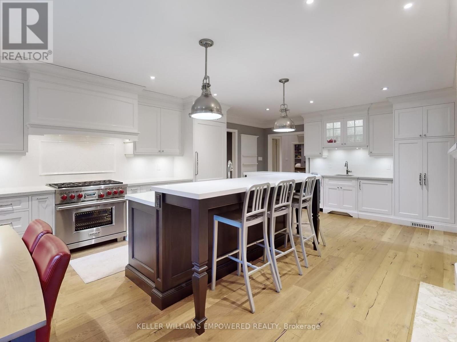 204 Forest Ridge Road, Richmond Hill, Ontario  L4E 3L8 - Photo 7 - N12257763