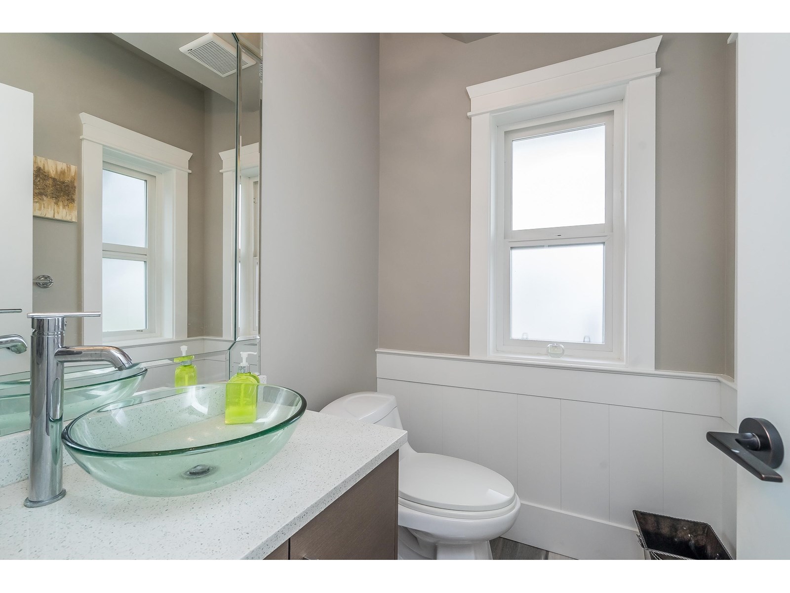 Listing Picture 15 of 40 : 11 1426 FINLAY STREET, White Rock - 魯藝地產 Yvonne Lu Group - MLS Medallion Club Member