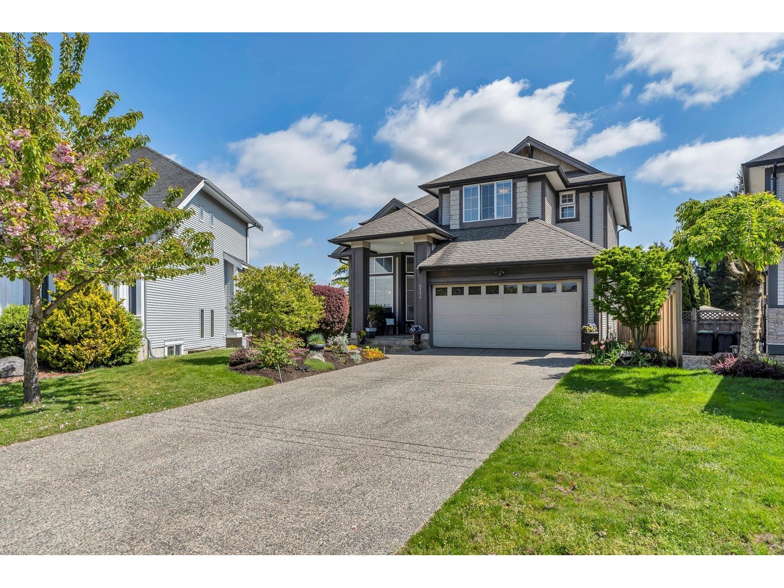 Property at 5774 147A STREET image 3