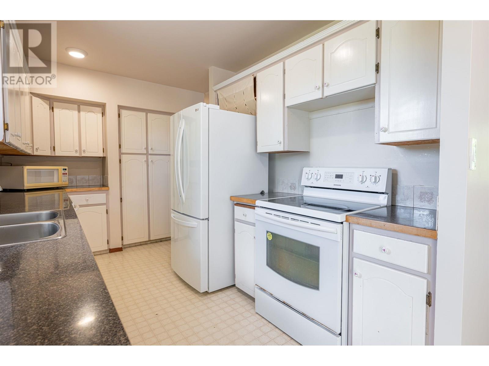 Property at 166 BRIGADE DRIVE image 5