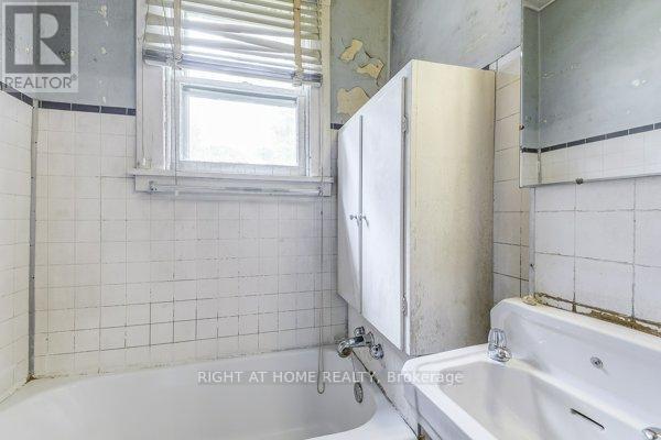 182 Balmoral Avenue S, Hamilton, Ontario  L8M 3K3 - Photo 21 - X12257770