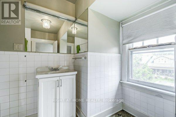 182 Balmoral Avenue S, Hamilton, Ontario  L8M 3K3 - Photo 30 - X12257770