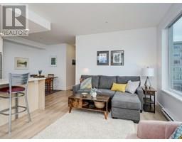 310 2461 Sidney Ave Cameo, Sidney, Ca