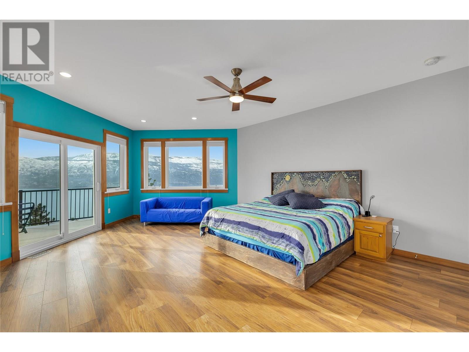 Property at 13598 Townsend Drive image 4