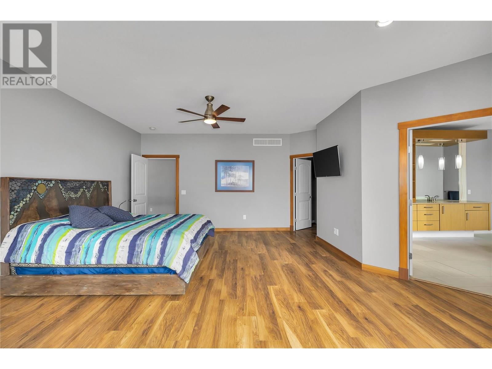 Property at 13598 Townsend Drive image 5