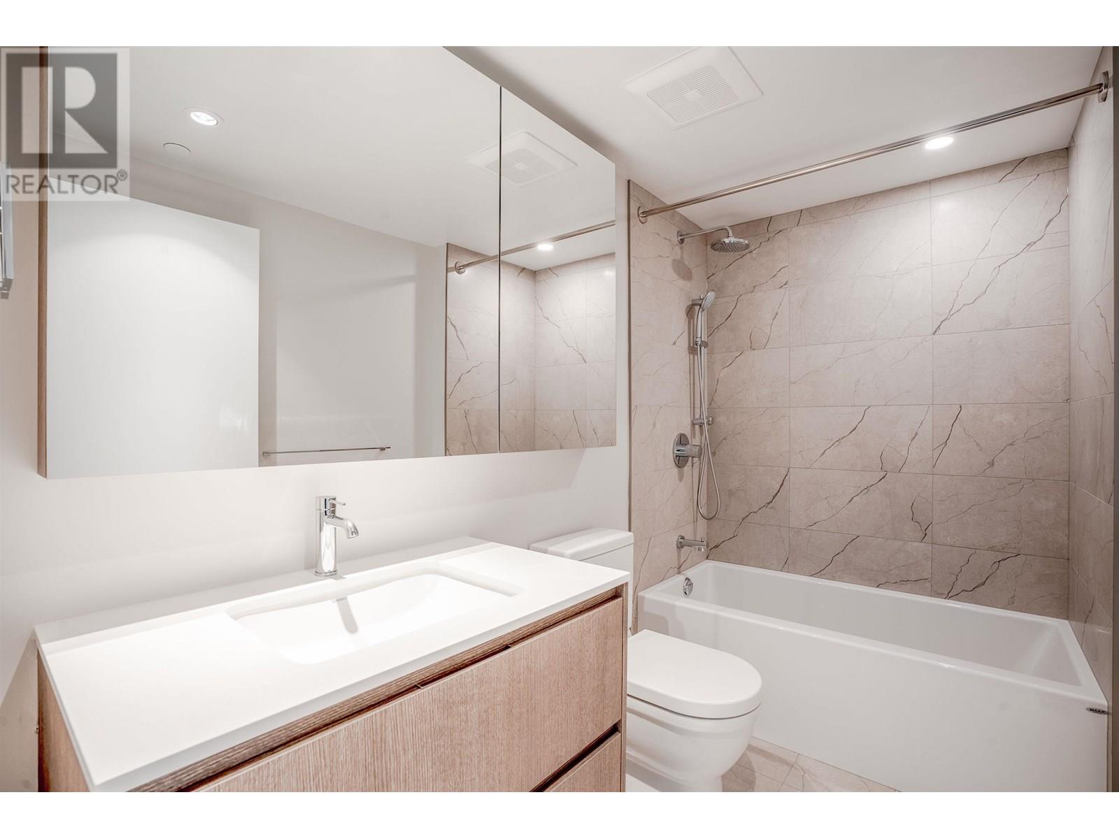 2201 1500 Fern Street, North Vancouver, British Columbia  V7J 0B6 - Photo 8 - R3021970