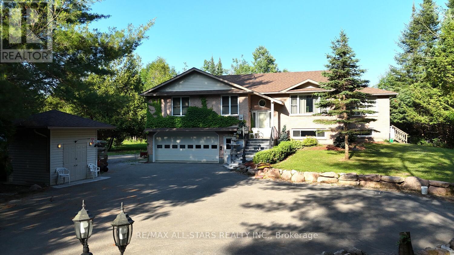 Property at 33 TATES BAY ROAD image 2