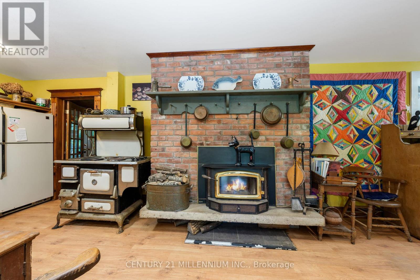 836100 4th Line East Line E, Mulmur, Ontario  L9V 0J1 - Photo 10 - X12250892