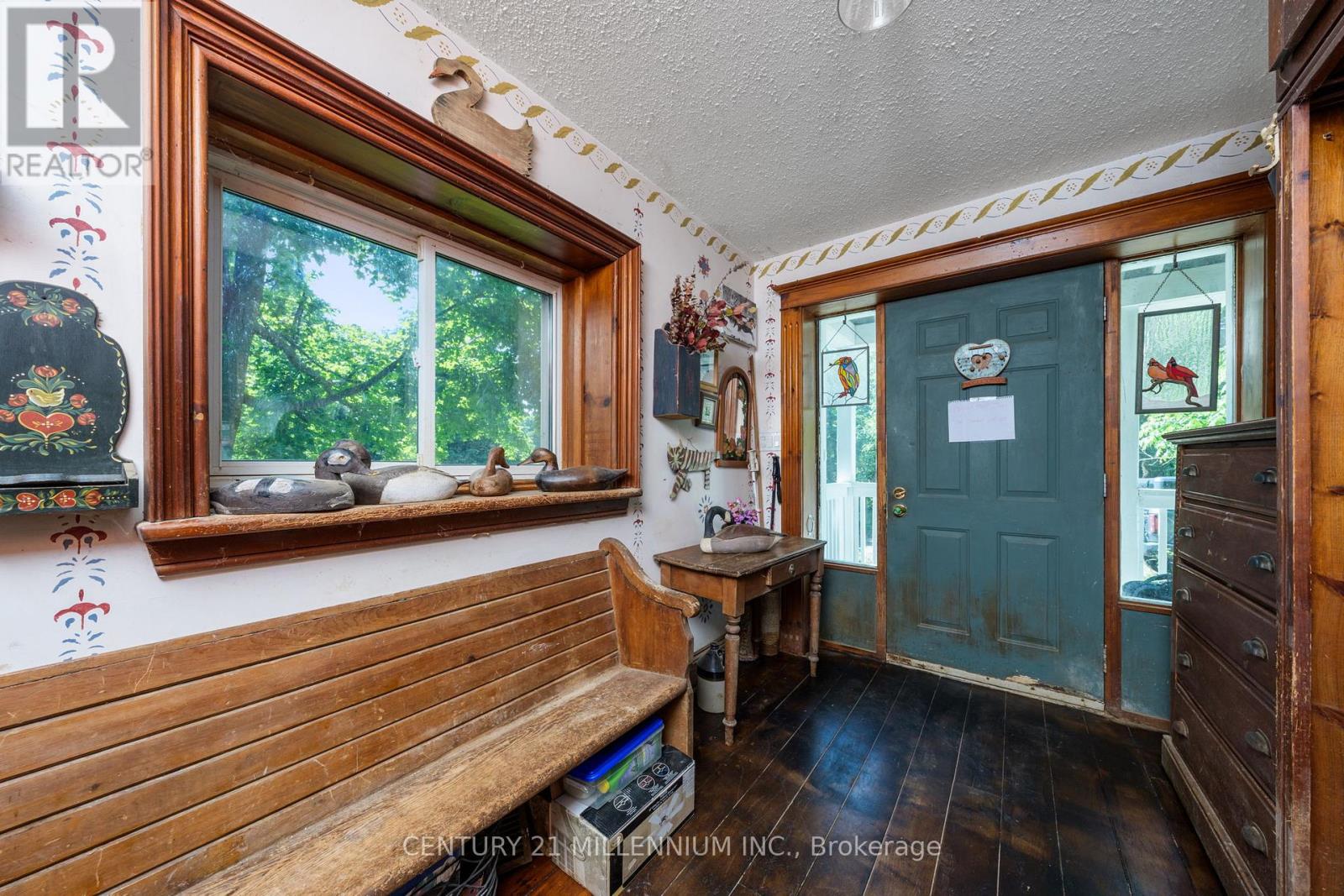 836100 4th Line East Line E, Mulmur, Ontario  L9V 0J1 - Photo 6 - X12250892