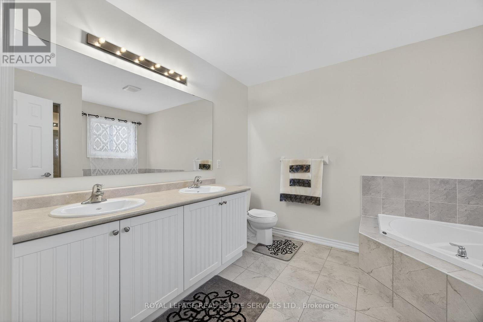 33 Pearl Street, Wasaga Beach, Ontario  L9Z 1J6 - Photo 23 - S12257792