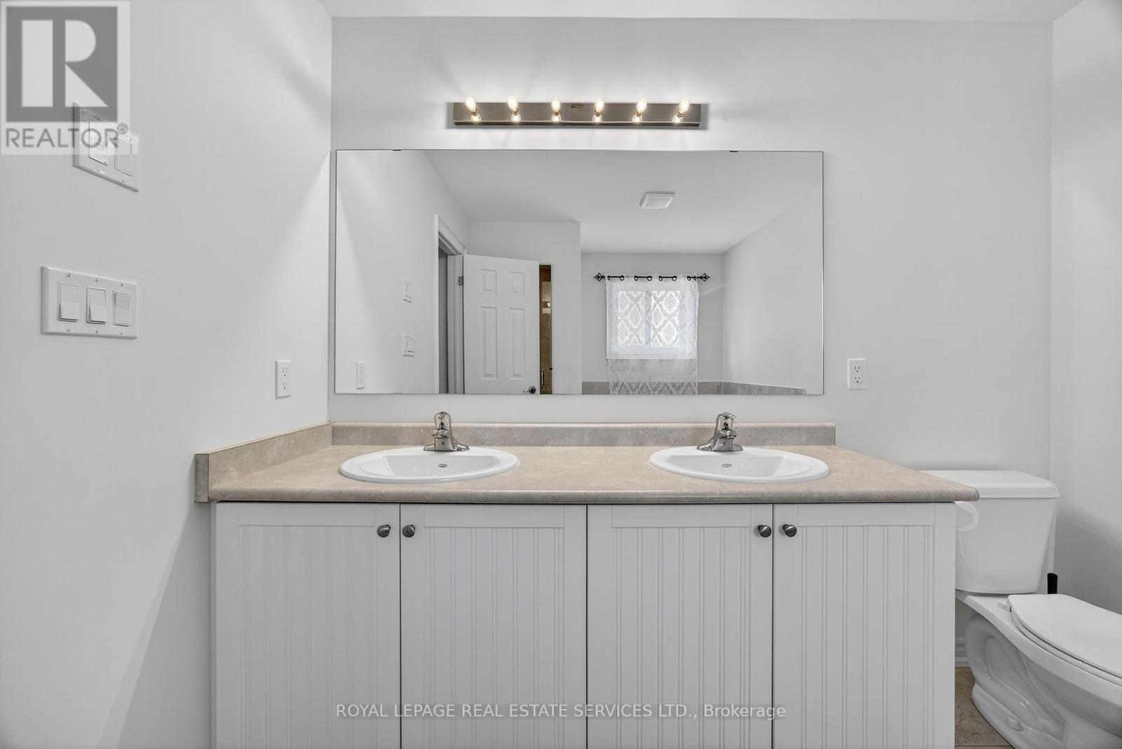 33 Pearl Street, Wasaga Beach, Ontario  L9Z 1J6 - Photo 24 - S12257792