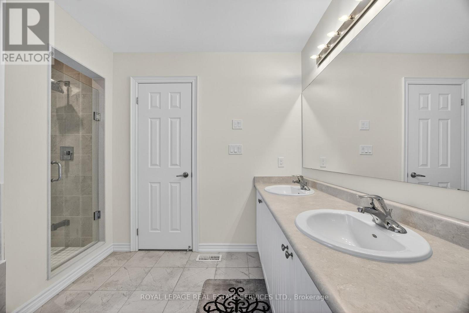 33 Pearl Street, Wasaga Beach, Ontario  L9Z 1J6 - Photo 25 - S12257792