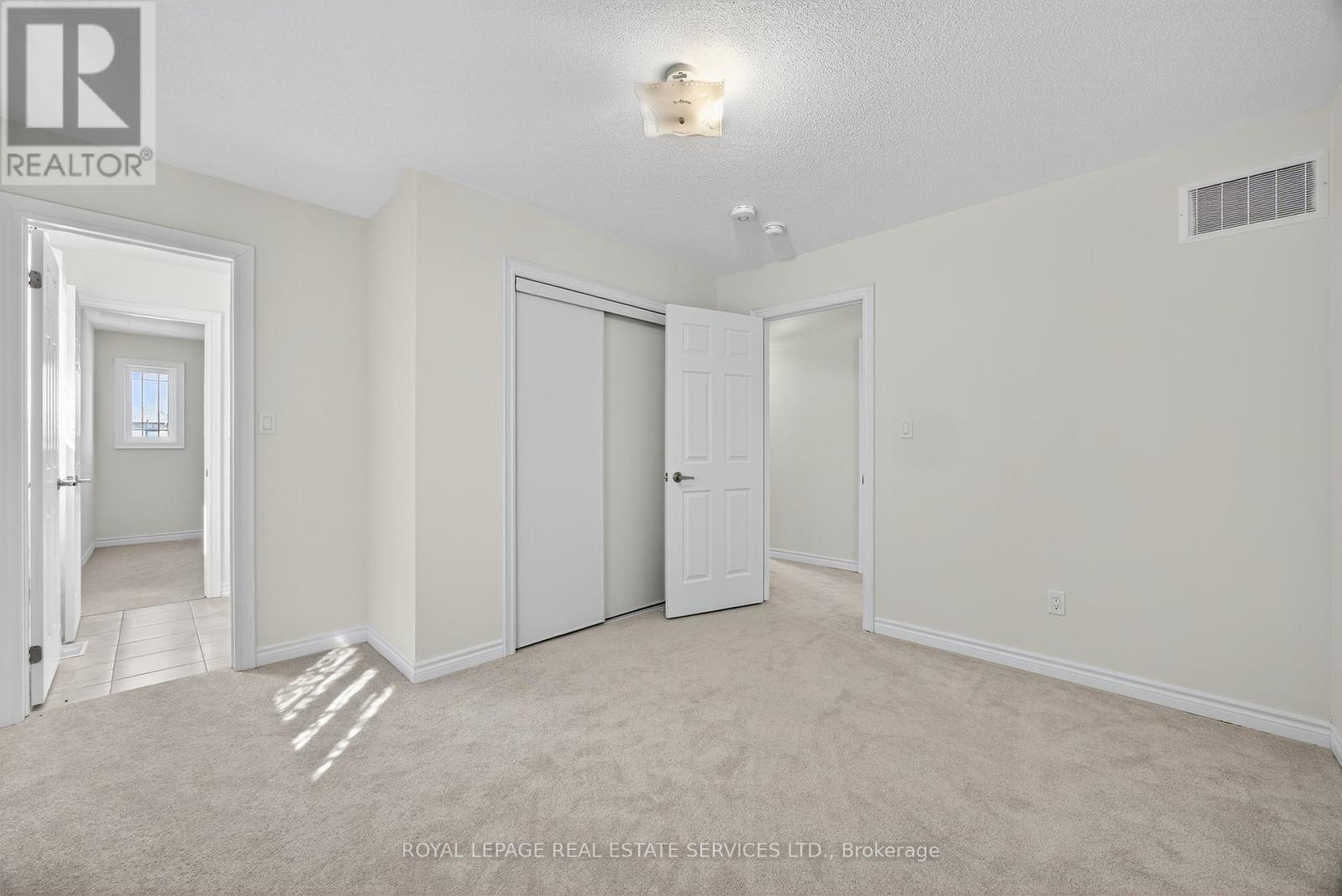 33 Pearl Street, Wasaga Beach, Ontario  L9Z 1J6 - Photo 27 - S12257792
