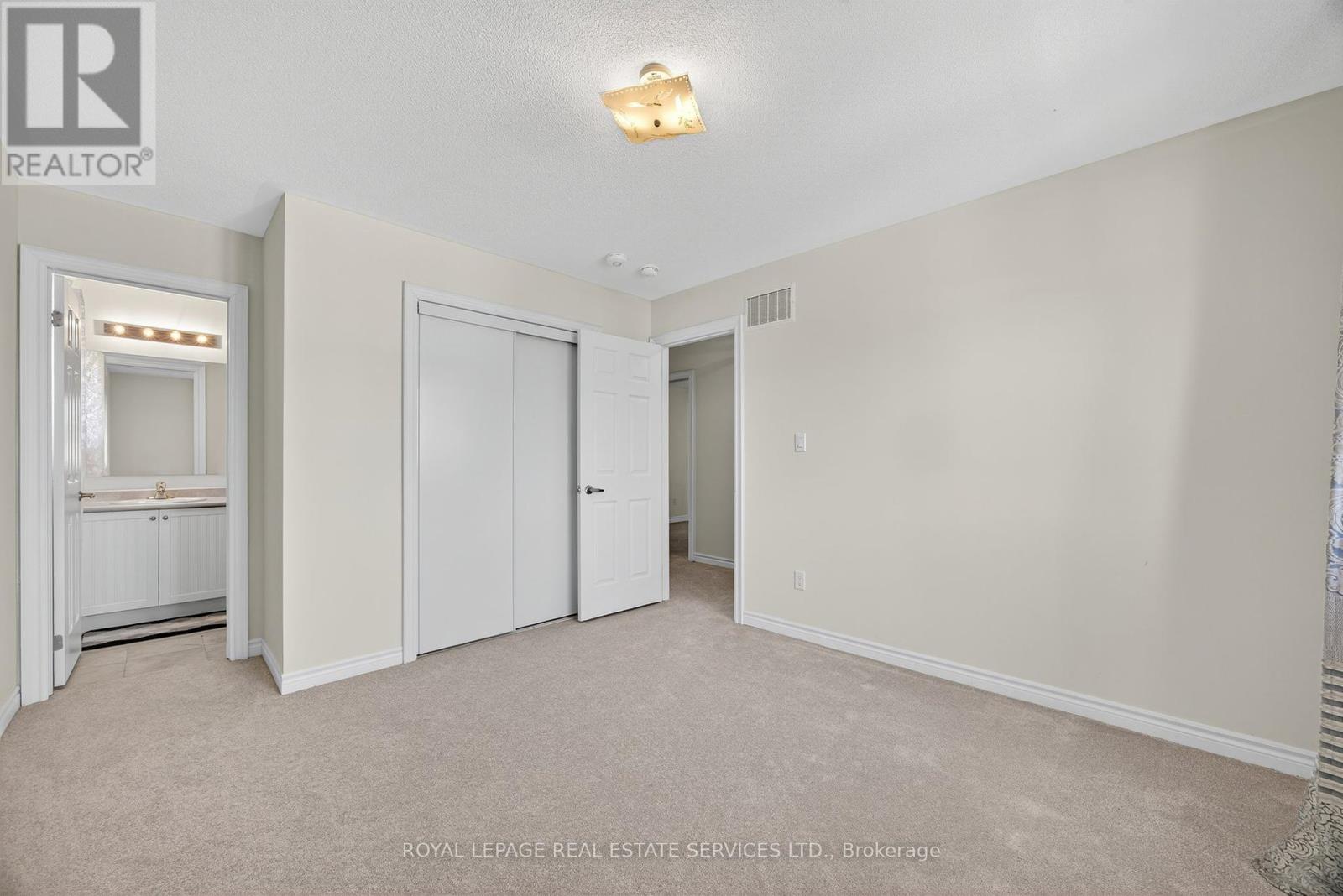 33 Pearl Street, Wasaga Beach, Ontario  L9Z 1J6 - Photo 34 - S12257792