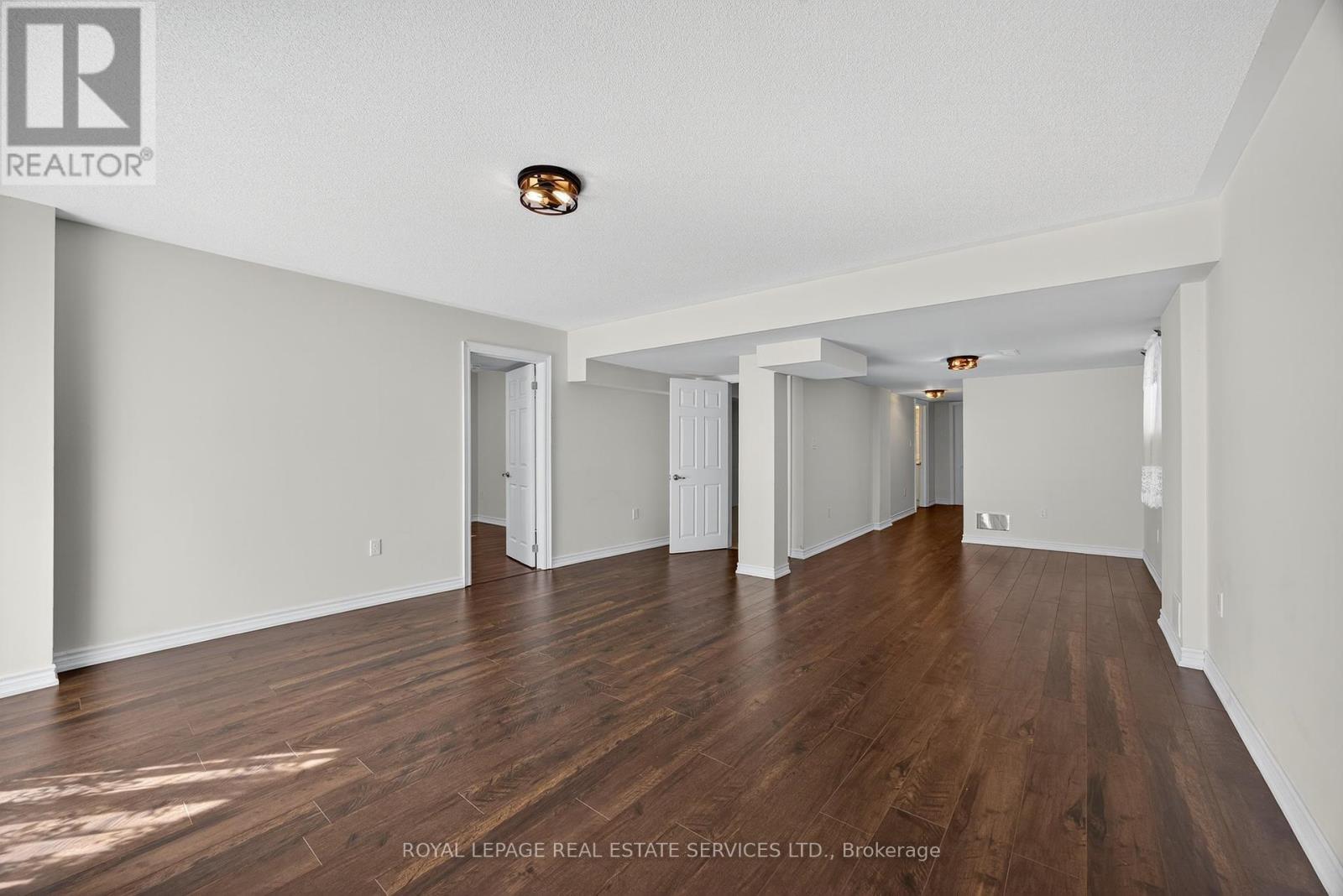 33 Pearl Street, Wasaga Beach, Ontario  L9Z 1J6 - Photo 38 - S12257792