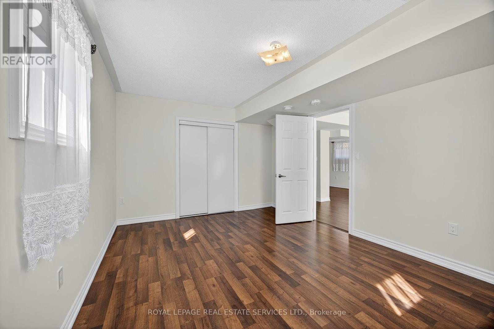 33 Pearl Street, Wasaga Beach, Ontario  L9Z 1J6 - Photo 40 - S12257792
