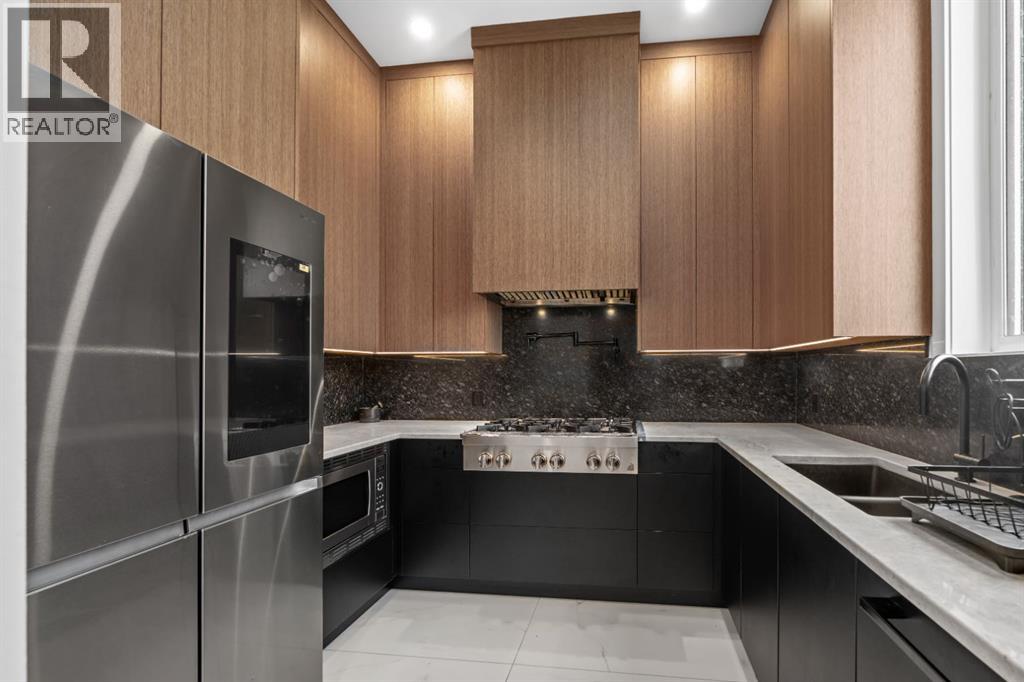 55, 59, 63, 201, 203, 205, 65 Edmonton Trail Ne, Calgary, Alberta  T2E 8S3 - Photo 21 - A2235084