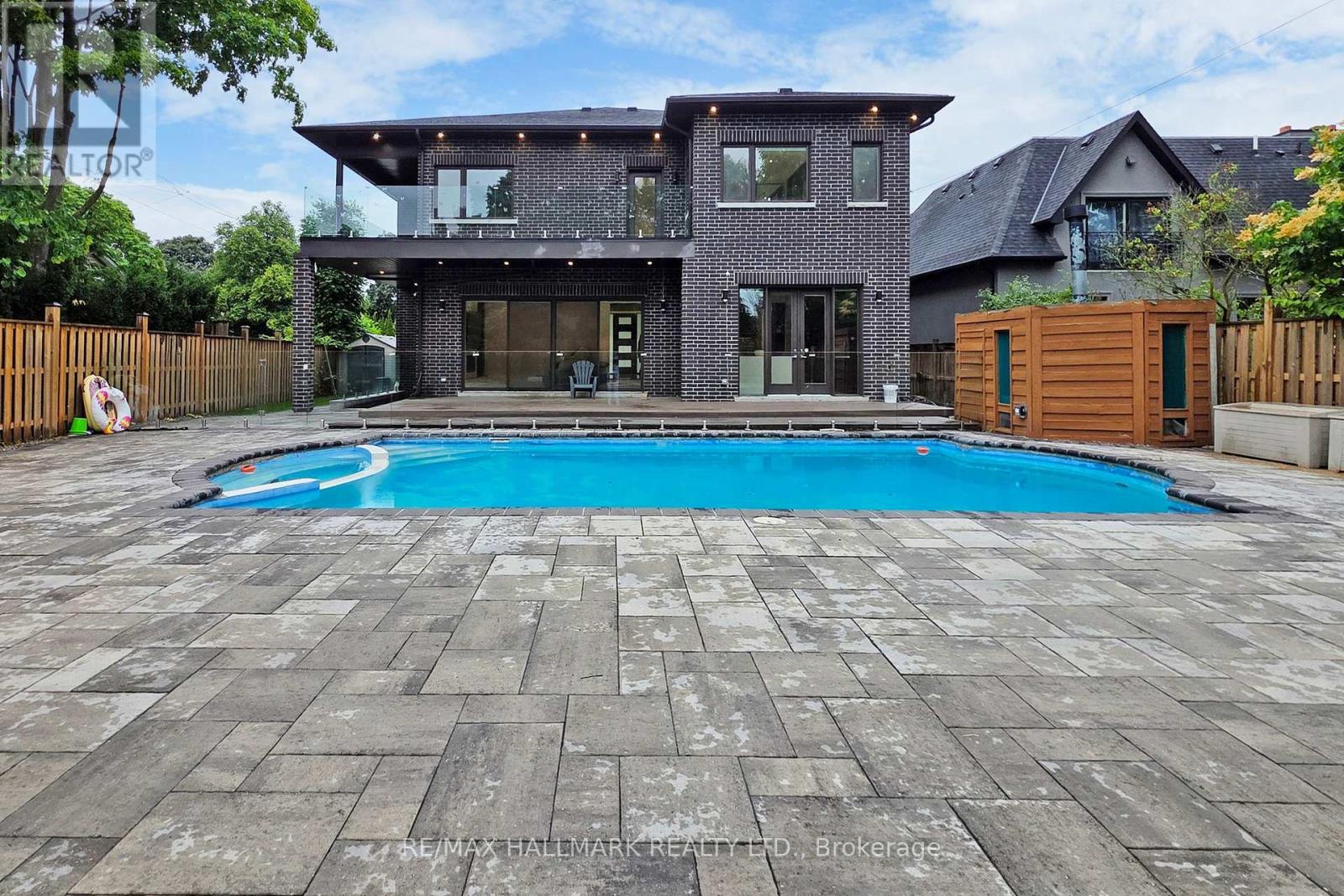 Property at 114 LLOYD MANOR ROAD image 2