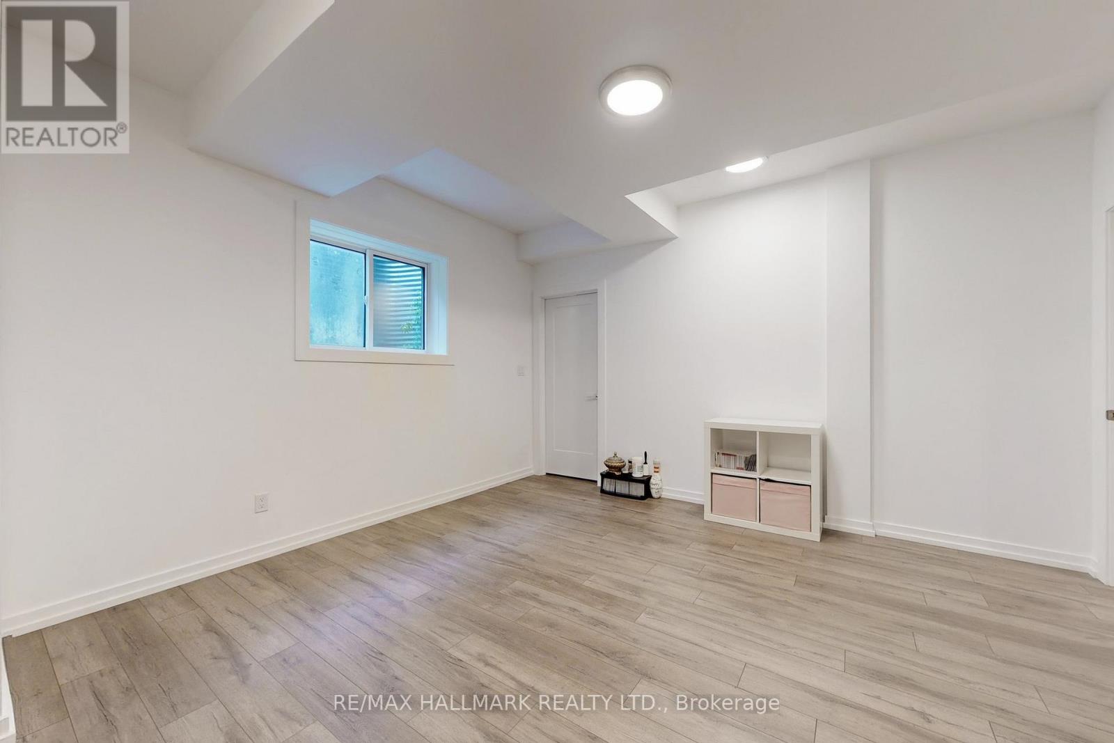 114 Lloyd Manor Road, Toronto, Ontario  M9B 5J9 - Photo 40 - W12257794