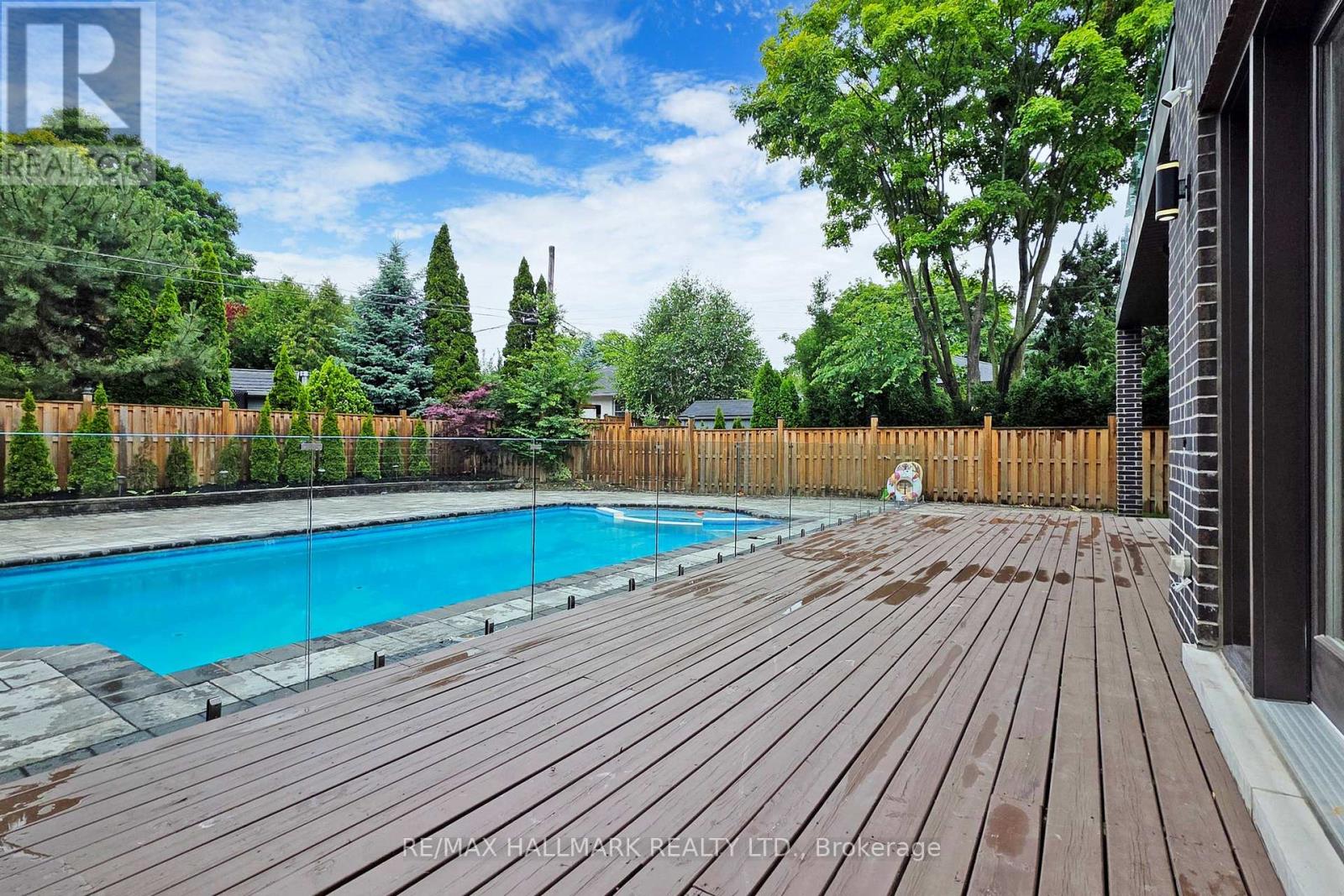 114 Lloyd Manor Road, Toronto, Ontario  M9B 5J9 - Photo 44 - W12257794