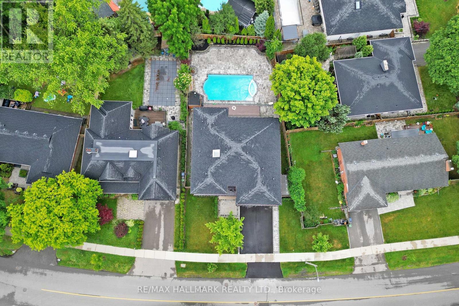 114 Lloyd Manor Road, Toronto, Ontario  M9B 5J9 - Photo 49 - W12257794