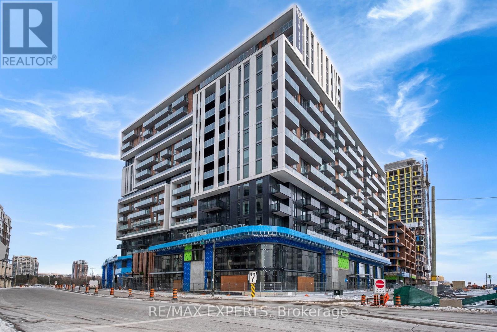 Property at 828 - 8119 BIRCHMOUNT ROAD image 3