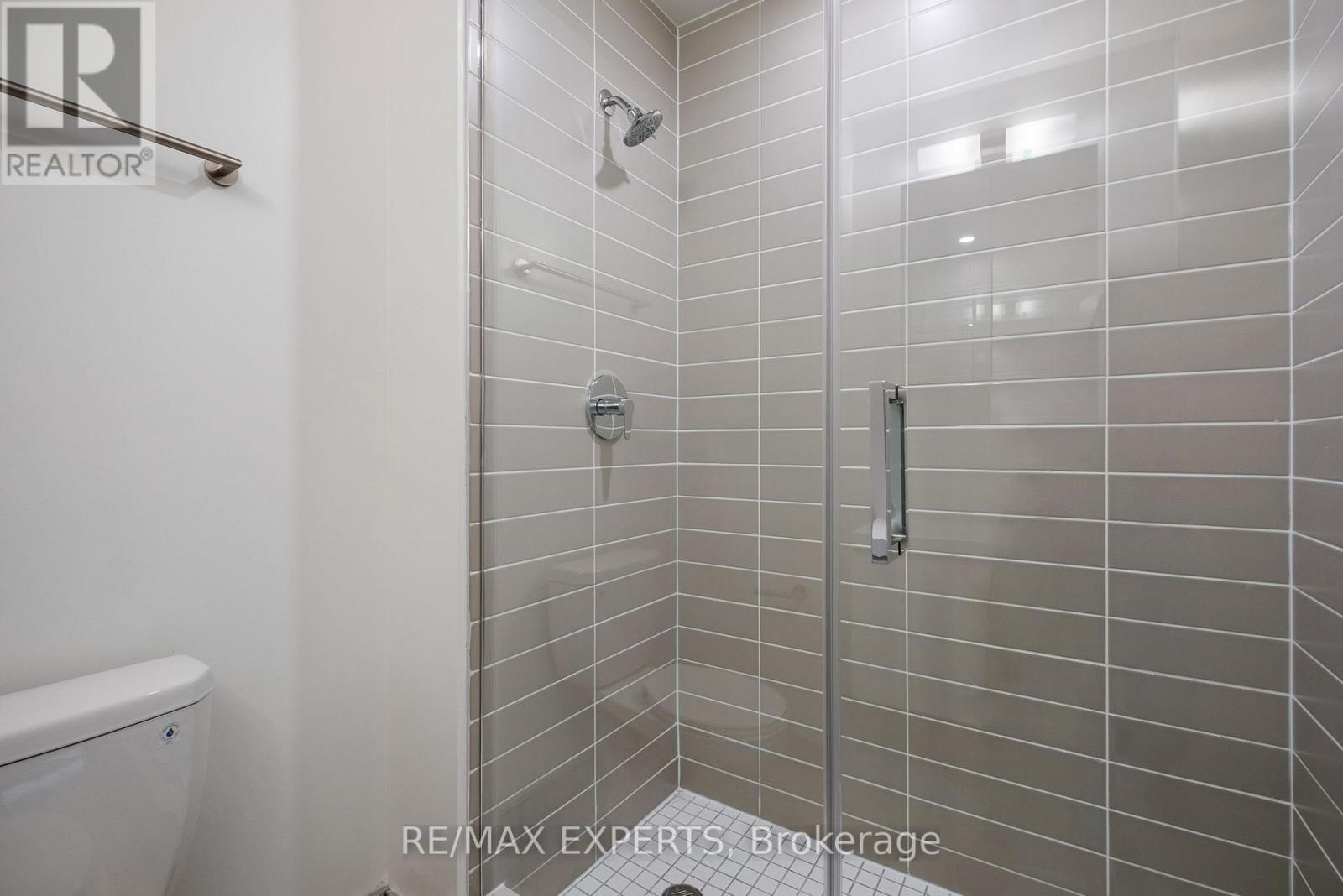 828 - 8119 Birchmount Road, Markham, Ontario L6G 0H5 - Photo 22 - N12255584