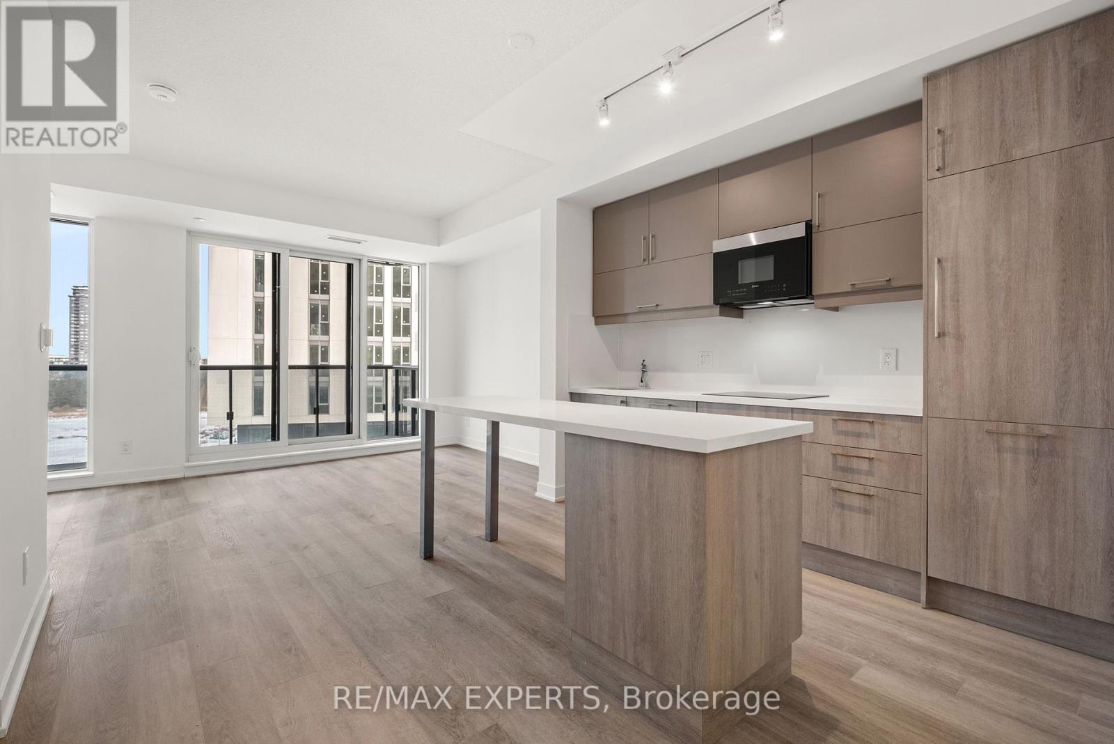 828 - 8119 Birchmount Road, Markham, Ontario L6G 0H5 - Photo 7 - N12255584