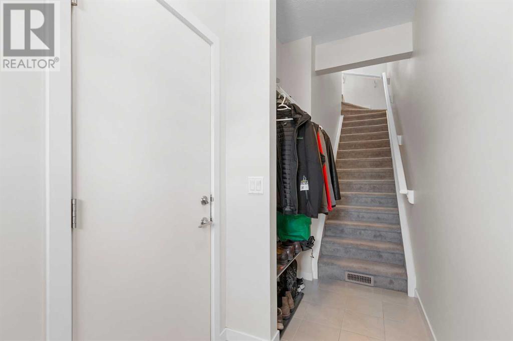 Property at 909, 115 Sagewood Drive SW image 4