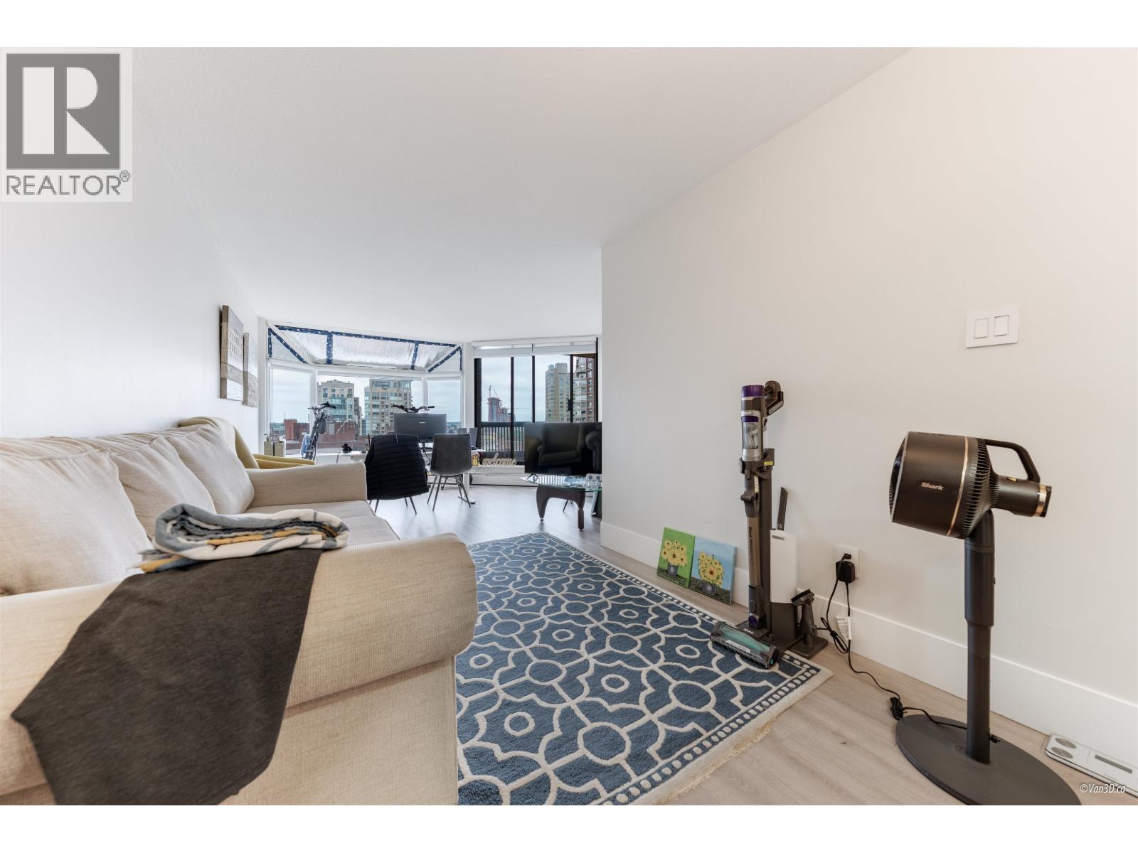 914 950 Drake Street, Vancouver, British Columbia  V6Z 2B9 - Photo 10 - R3021757