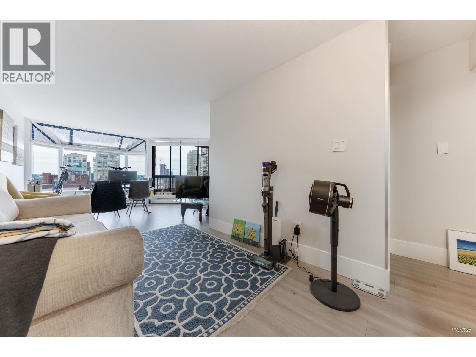 914 950 Drake Street, Vancouver, British Columbia  V6Z 2B9 - Photo 9 - R3021757