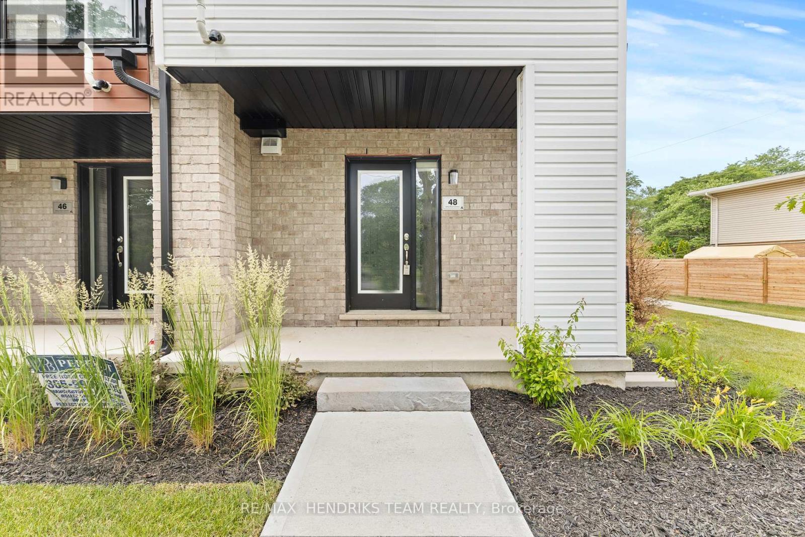 48 Sidney Rose Common, St. Catharines, Ontario  L2T 0B3 - Photo 6 - X12257875
