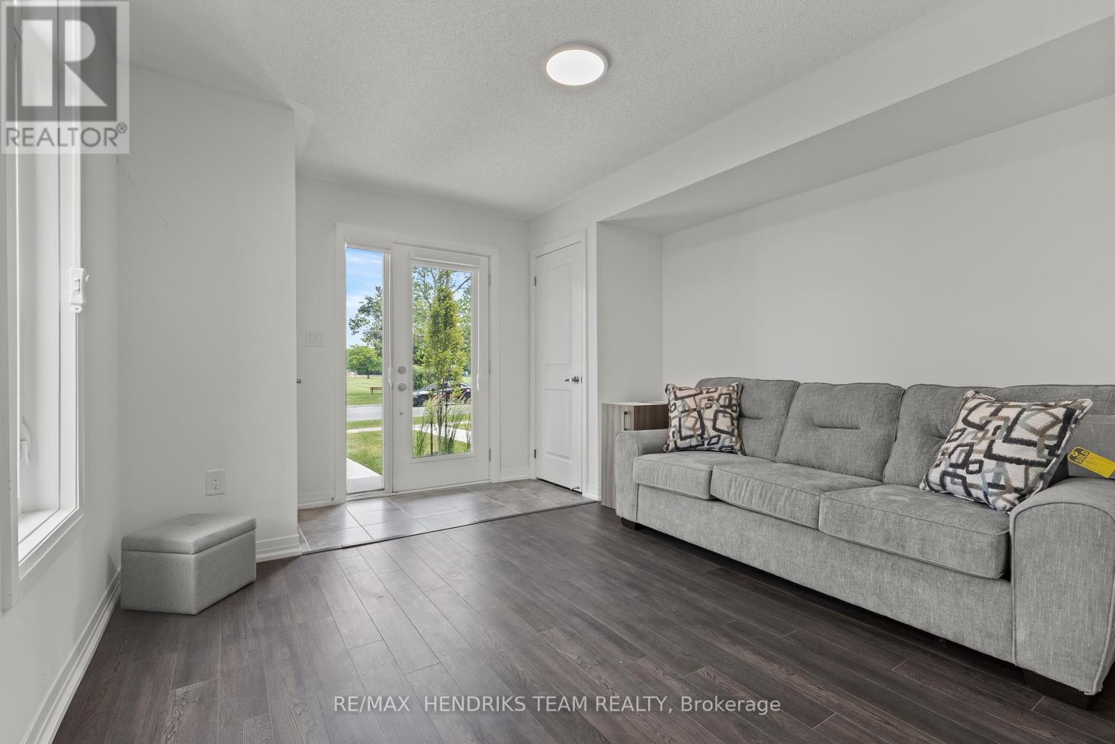 48 Sidney Rose Common, St. Catharines, Ontario  L2T 0B3 - Photo 7 - X12257875