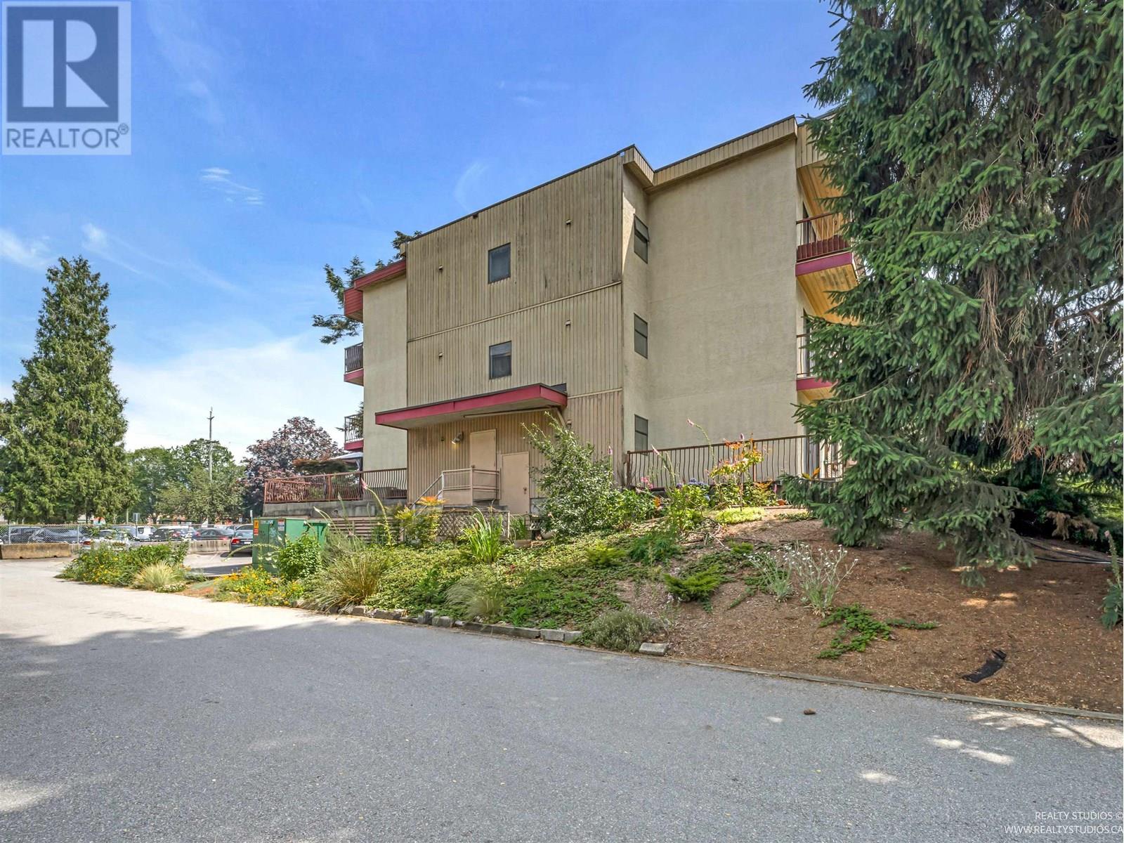 2275 Atkins Avenue, Port Coquitlam, British Columbia  V3C 1Y5 - Photo 16 - C8070484