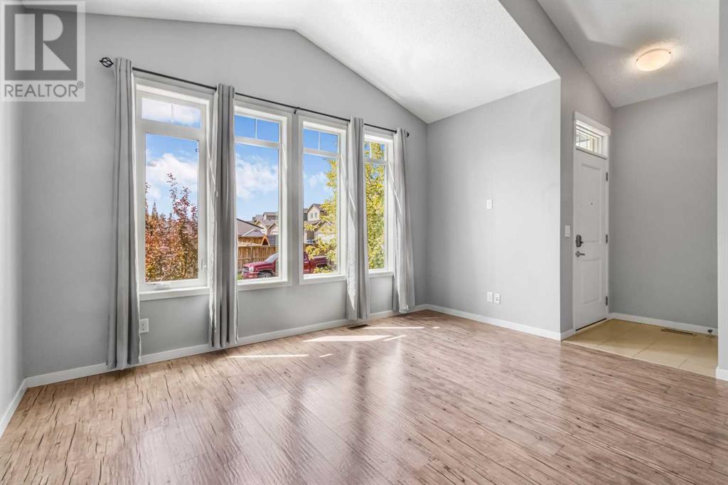 Property at 150 Cranford Park SE image 4