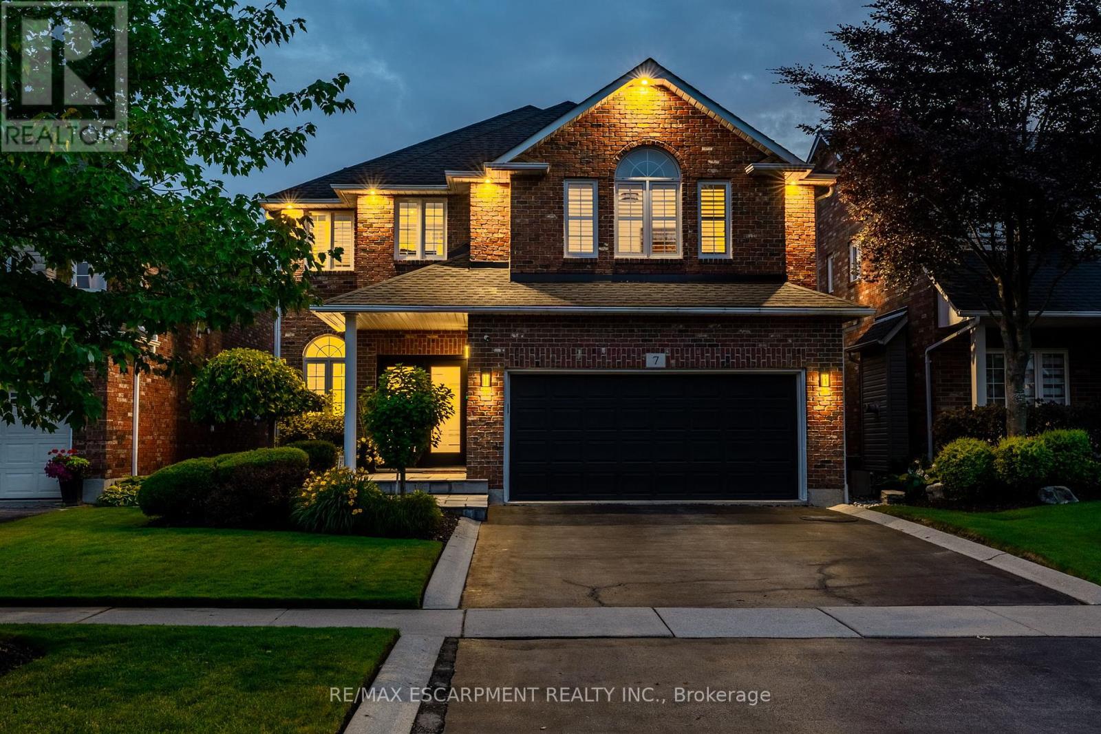 Property at 7 VOLTERRA COURT image 1