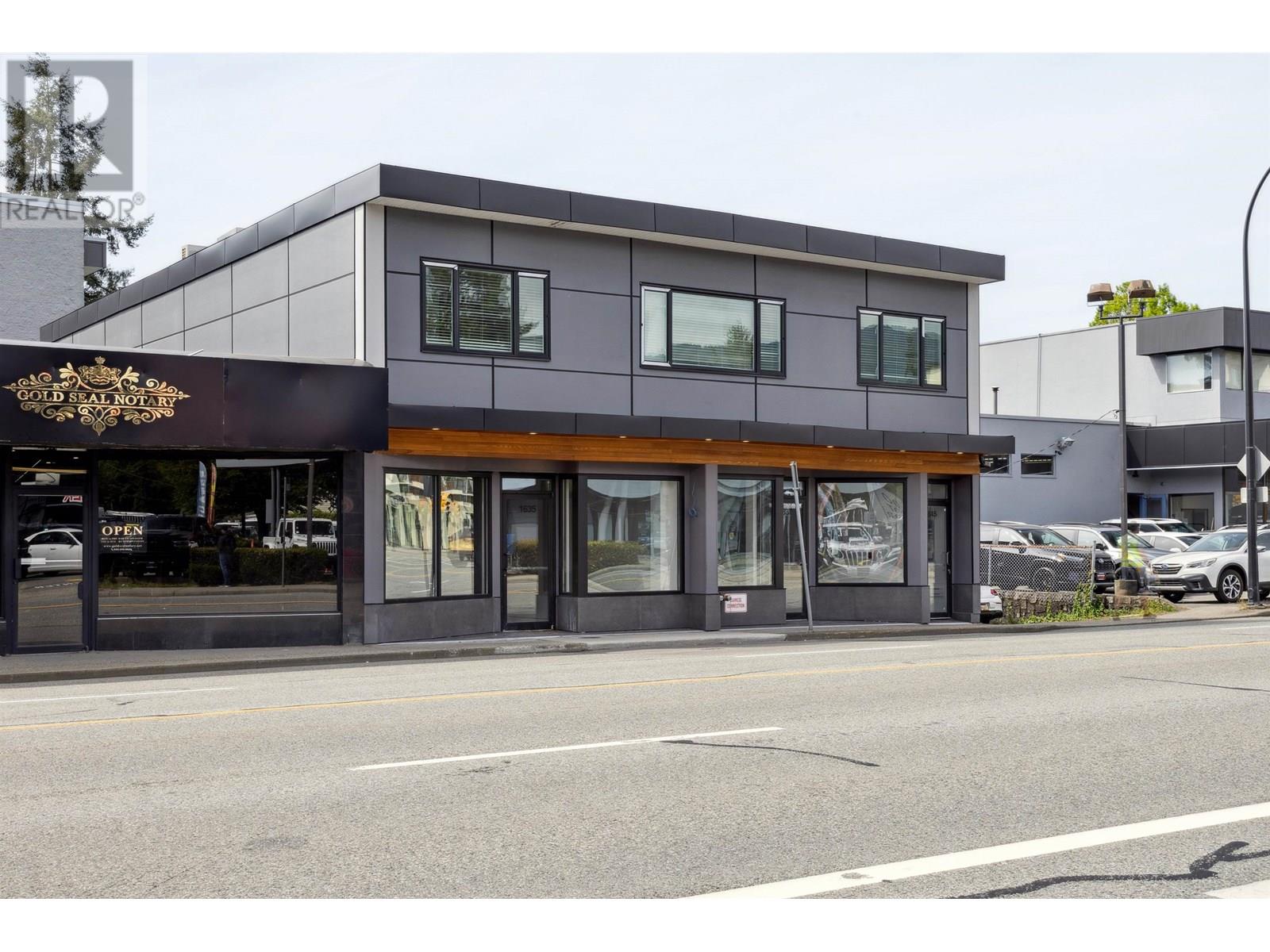 1635 MARINE DRIVE, North Vancouver, British Columbia