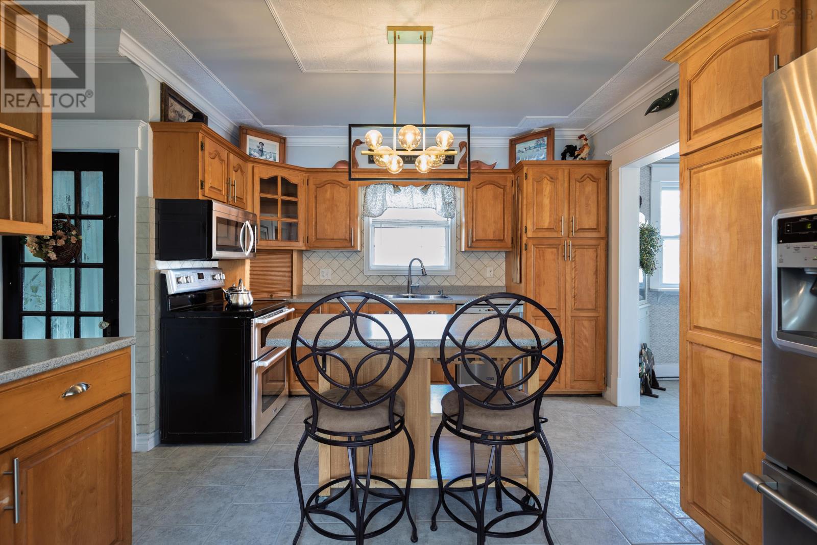 Property at 74 Kitchener Street image 3