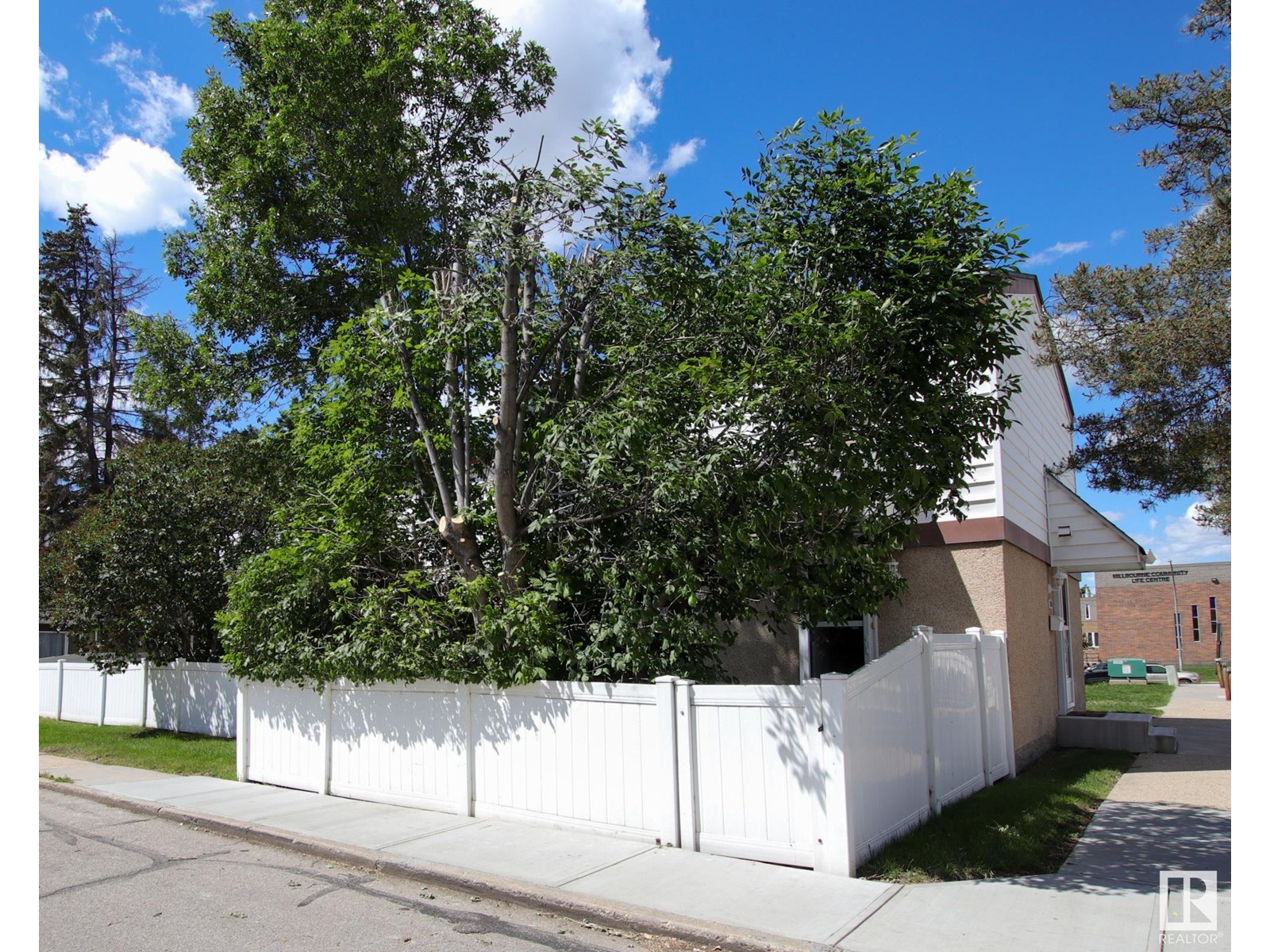 10d Twin Tc Nw, Edmonton, Alberta  T6K 1V4 - Photo 27 - E4445395