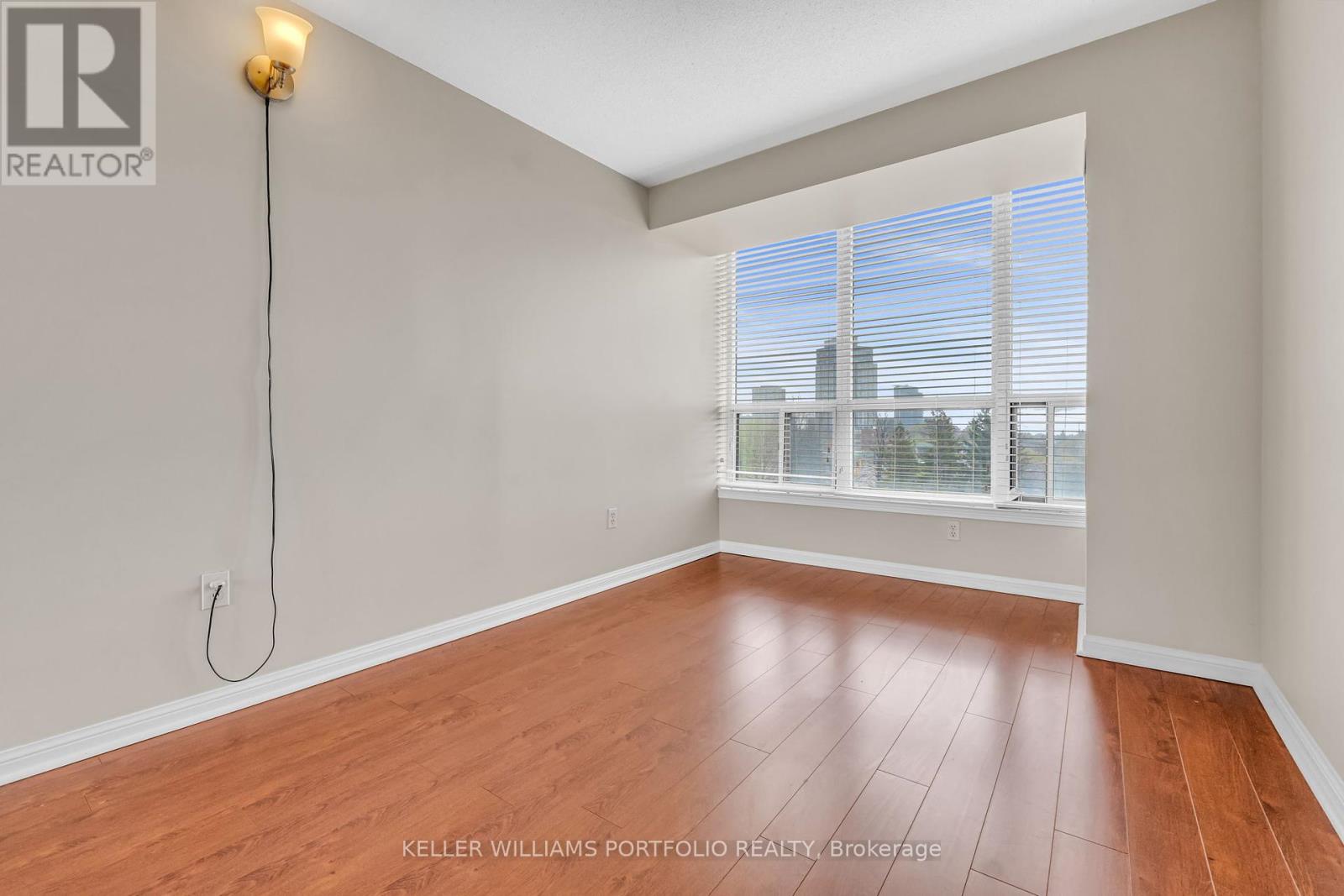 Property at 501 - 10 LAURELCREST STREET image 4