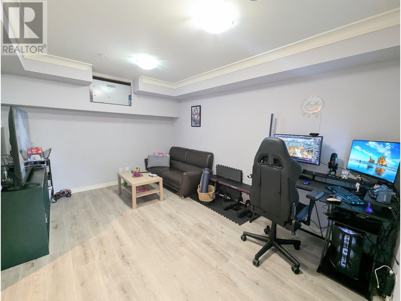 6466 Commercial Street, Vancouver, British Columbia  V5P 3P3 - Photo 14 - R3022334