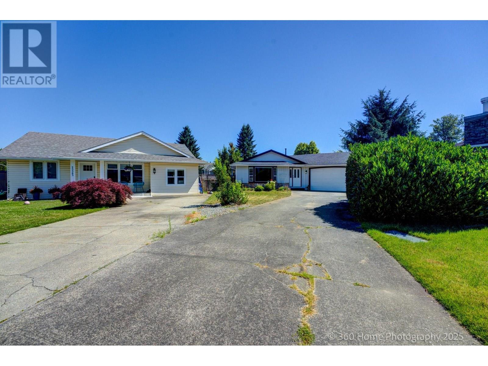Property at 23369 117B AVENUE image 3