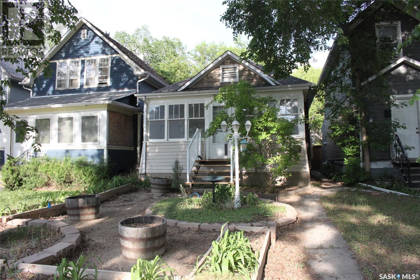 2223 TORONTO STREET, regina, Saskatchewan