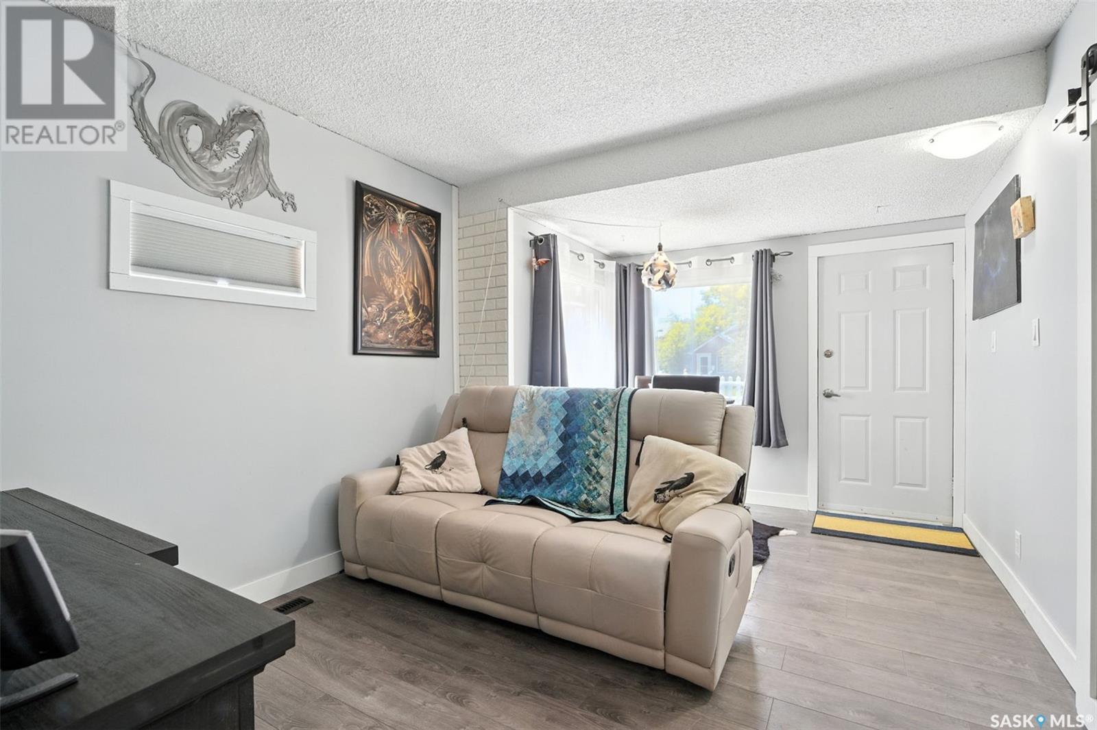 Property at 212 K AVENUE S image 3