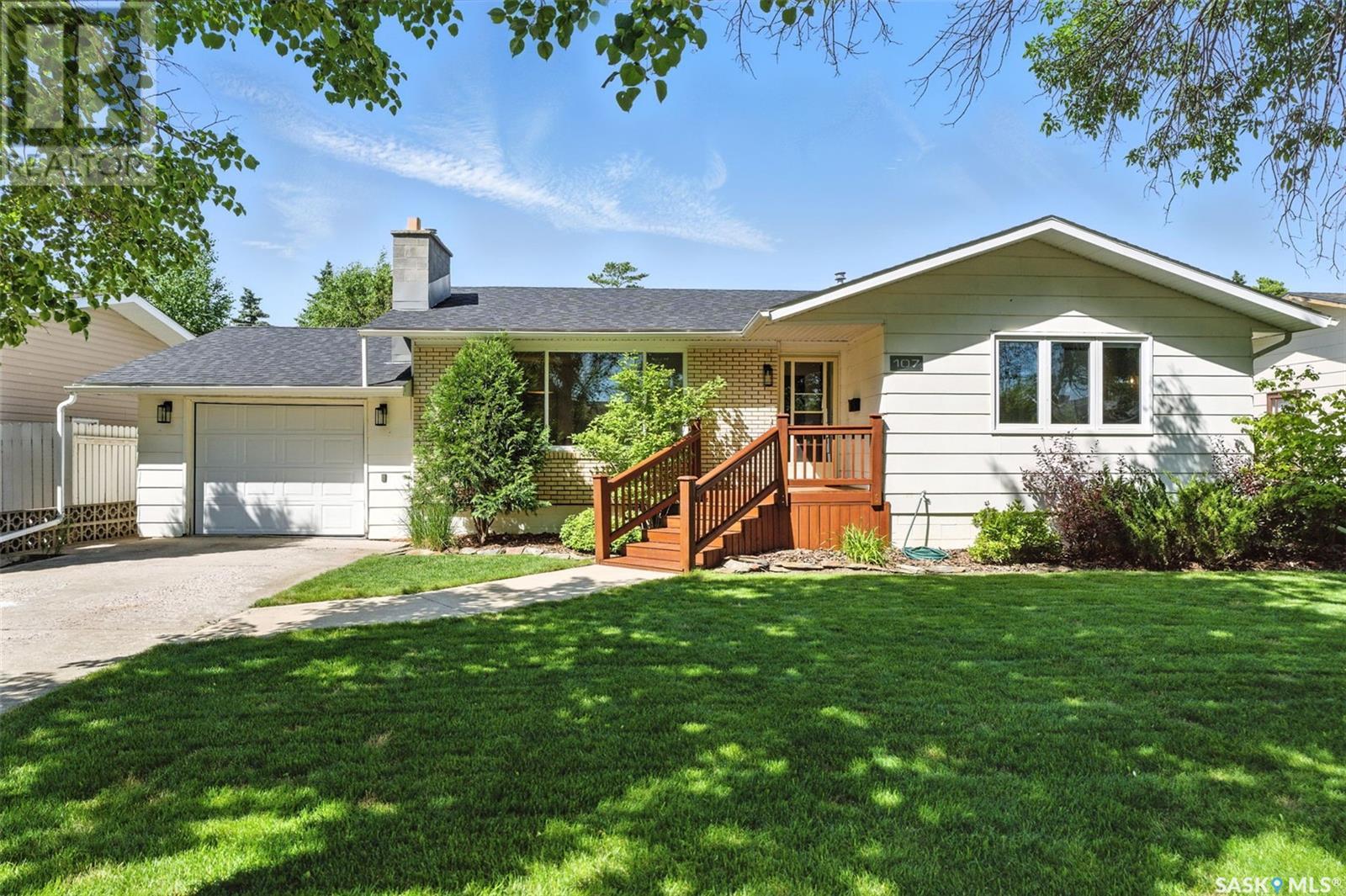 107 4th STREET E, langham, Saskatchewan