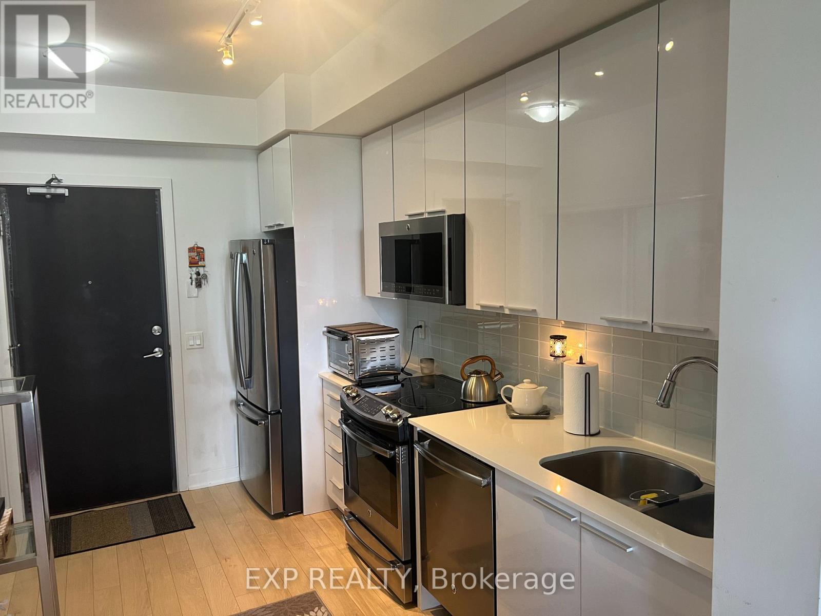 2006 - 10 Park Lawn Road, Toronto (Mimico), Ontario  M8V 0H9 - Photo 6 - W12249259