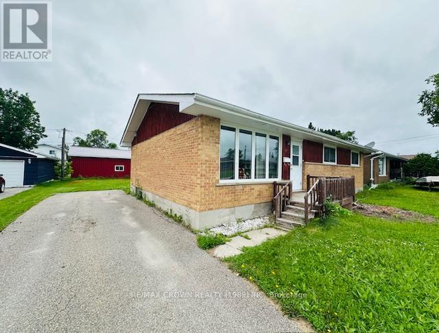 12 Winnipeg Street, Kapuskasing, Ontario  P5N 1Z2 - Photo 3 - T12256117