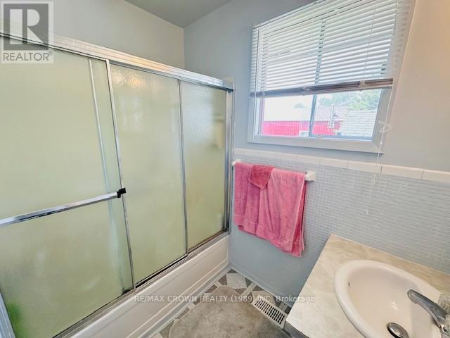 12 Winnipeg Street, Kapuskasing, Ontario  P5N 1Z2 - Photo 36 - T12256117