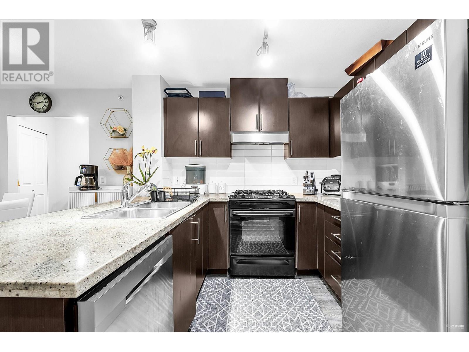 422 700 Klahanie Drive, Port Moody, British Columbia  V3H 5L3 - Photo 8 - R3022332